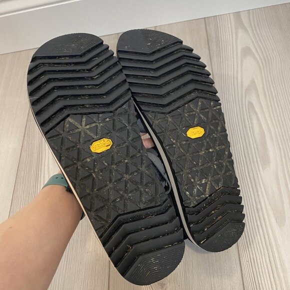 Teva Men's Gray Sandals - Picture 5 of 6